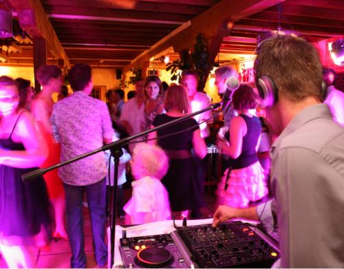 DJ anniversaire et mariage